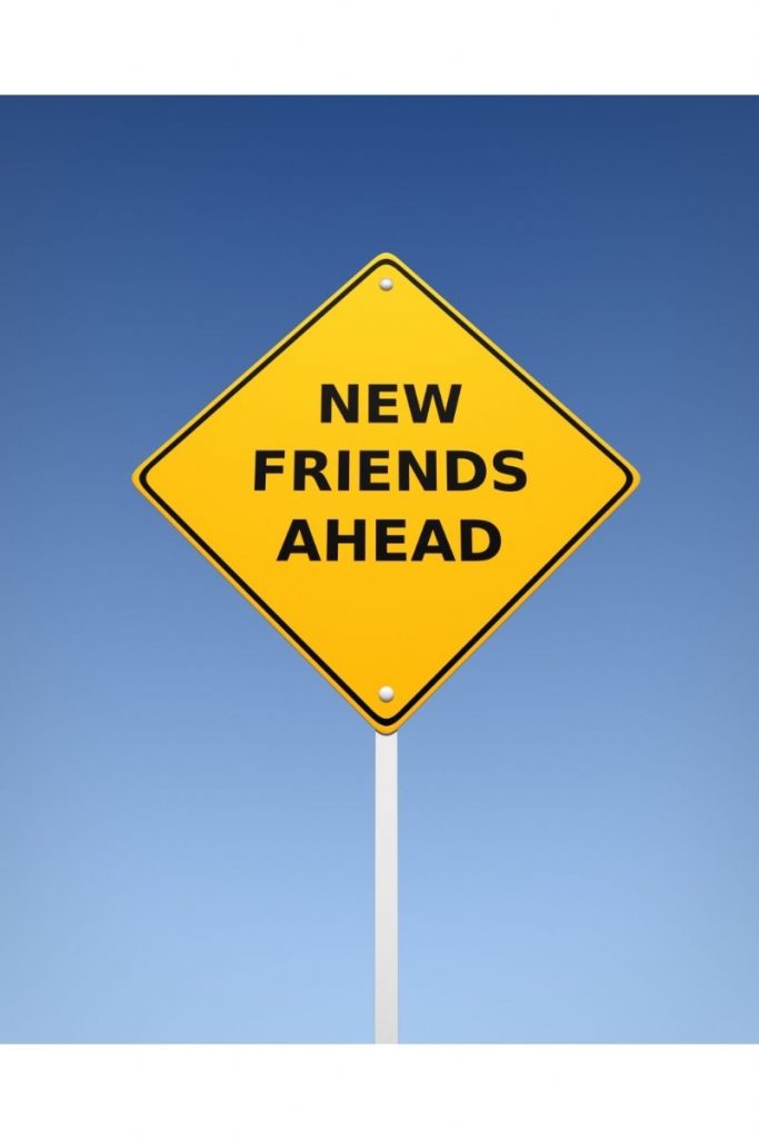 A road sign that says "new friends ahead". Is a new friend a suspicious caregiver behavior? 